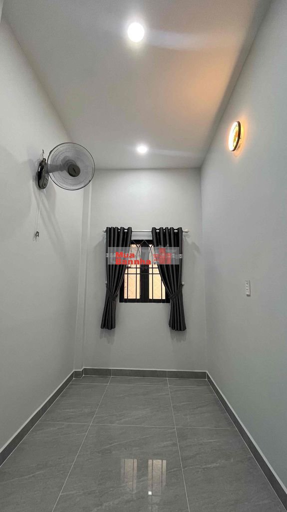 bán nhà mới 100% hẻm 4m hẻm 202 Nguyễn Tiểu La P8 Quận 10