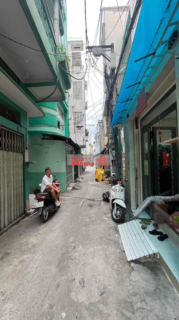 bán nhà mới 100% hẻm 4m hẻm 202 Nguyễn Tiểu La P8 Quận 10