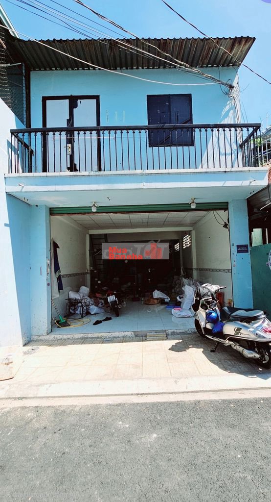 Nhà mặt tiền Nguyễn Văn Yến