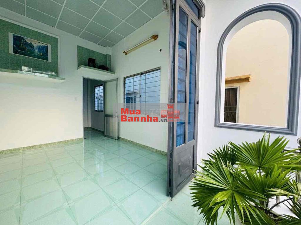 cần bán gấp nhà quận 7 Huỳnh Tấn phát 1 lầu 3.8m x18m giá nhỉnh 4 tỷ