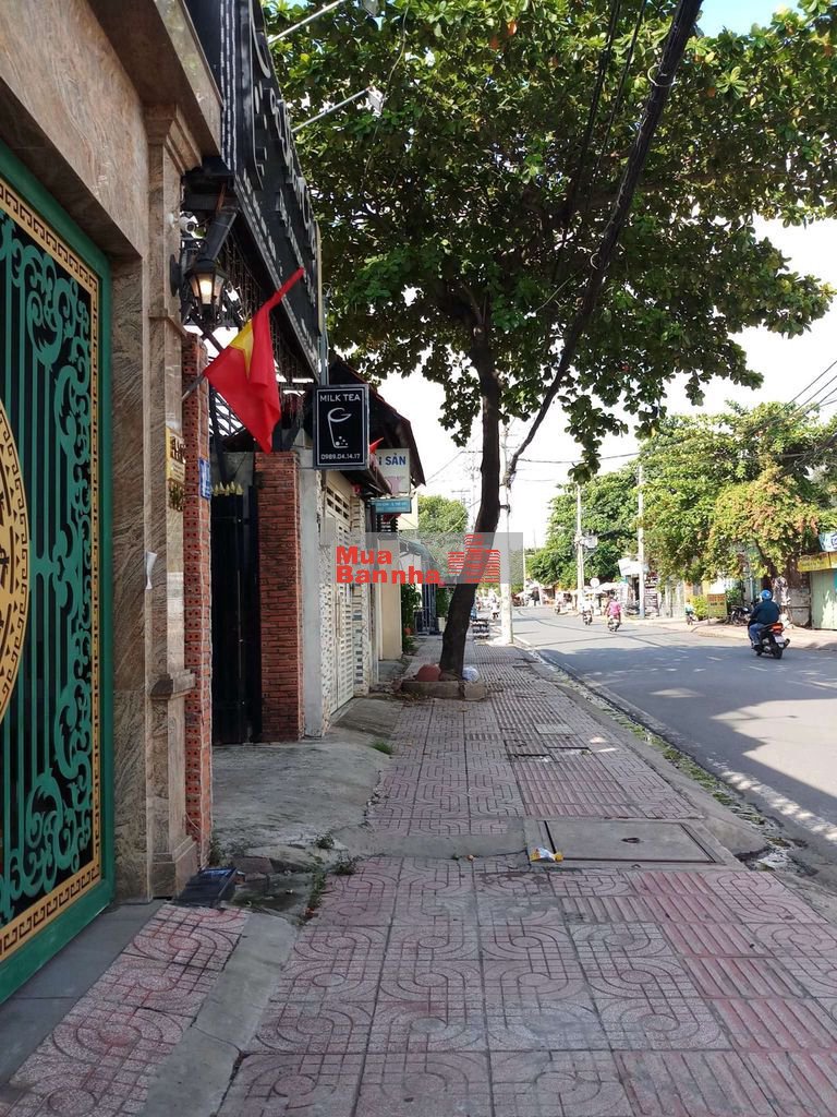 Nhà mặt tiền đường gò dưa