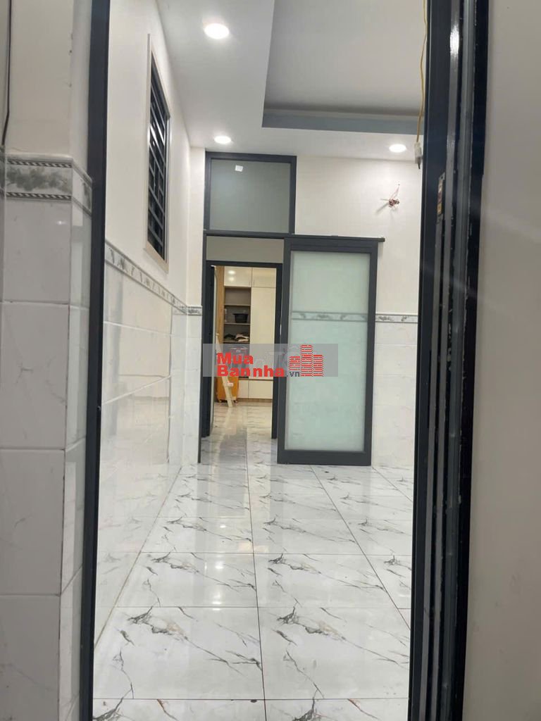 NGỘP BANK BÁN GẤP NHÀ HƯƠNG LỘ 2 HXH 4PN 3WC