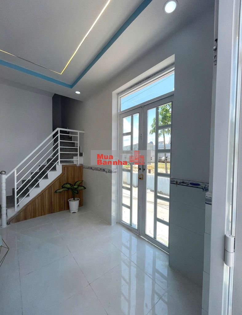 Căn GÓC 2 MẶT TIỀN 295tr có sổ giáp chợ Bà Điểm Hóc Môn