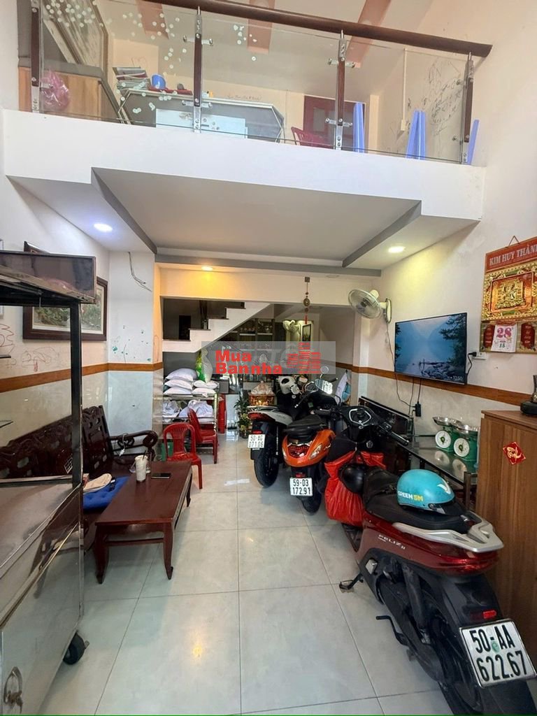 Bán nhà Lê Thúc Hoạch 45m2 5 tầng 5PN hẻm 8m kinh doanh
