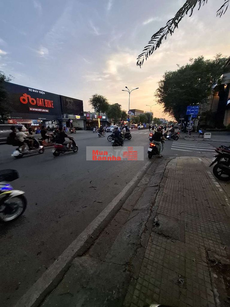 CHÍNH CHỦ. NHÀ 4 TẦNG 60M² MẶT TIỀN Đ. NHỰA 8M NGAY AEON TÂN PHÚ 10,8Đ
