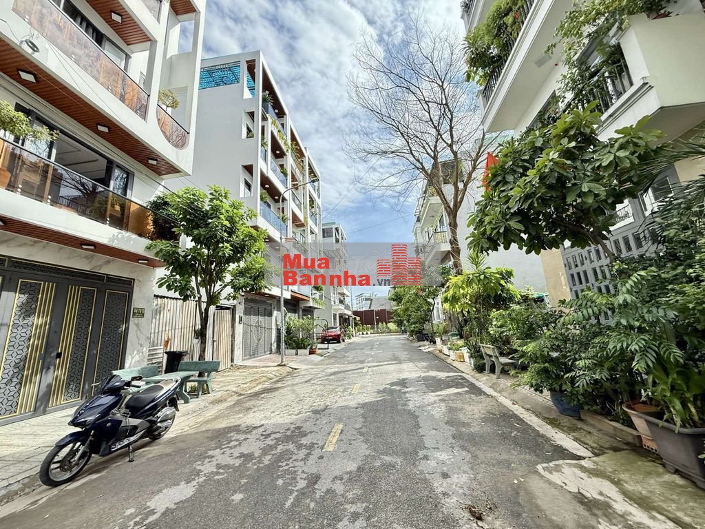 Siêu Phẩm 4 Tầng Hẻm 12m Thông Khu VIP Thạnh Xuân 25. Ngay UBND Phường