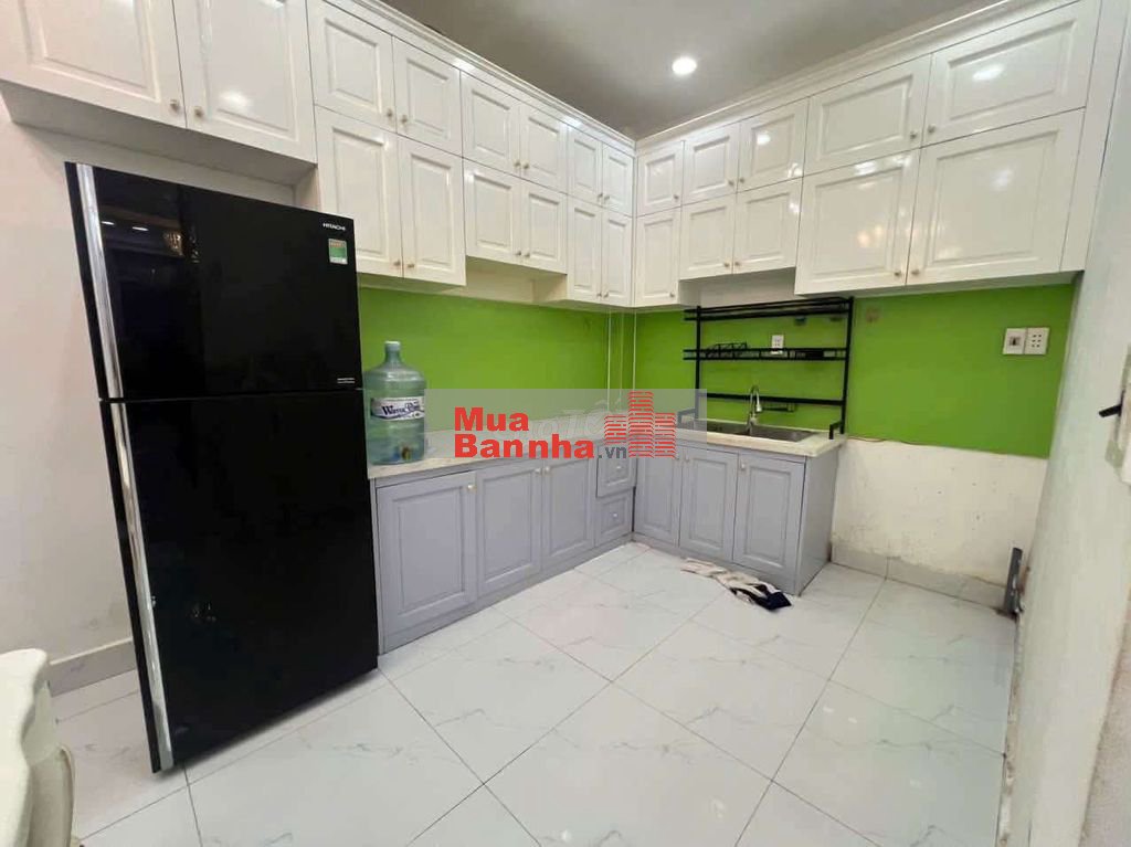 bán nhà q7 ,4pn tặng nội thất