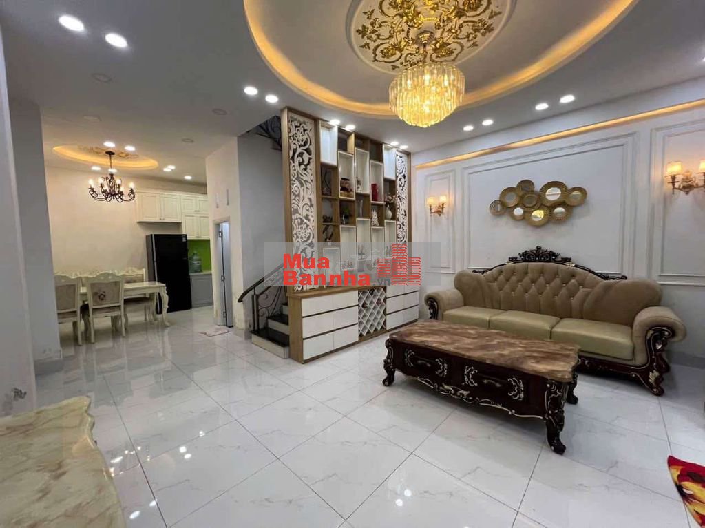 bán nhà q7 ,4pn tặng nội thất