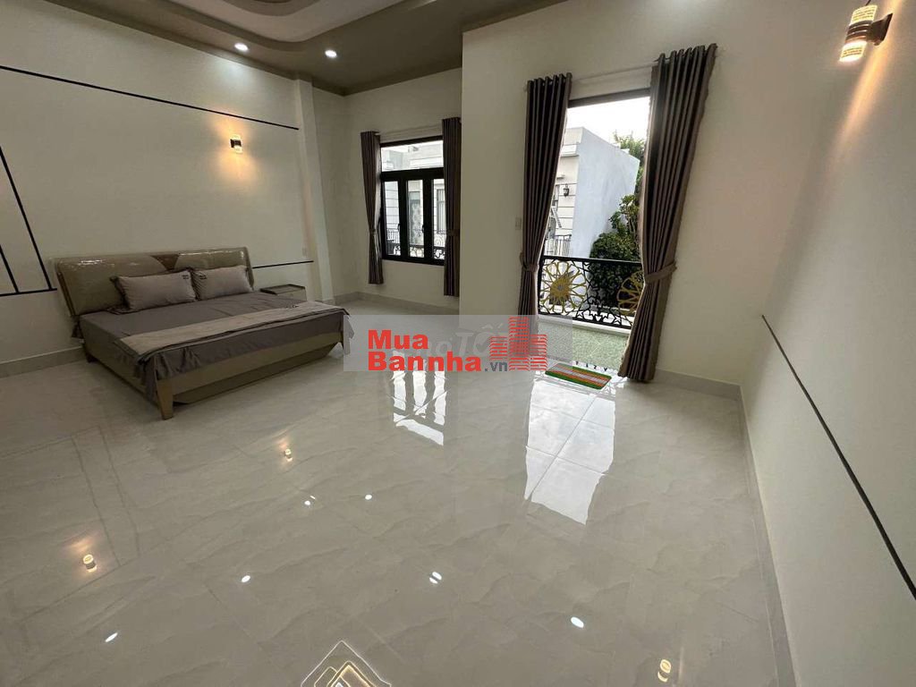 NHÀ PHƯỜNG PHÚ KHƯƠNG 121,6 M2