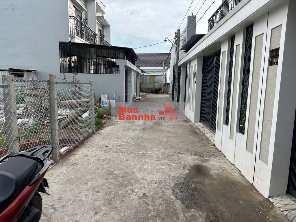 NHÀ PHƯỜNG PHÚ KHƯƠNG 121,6 M2
