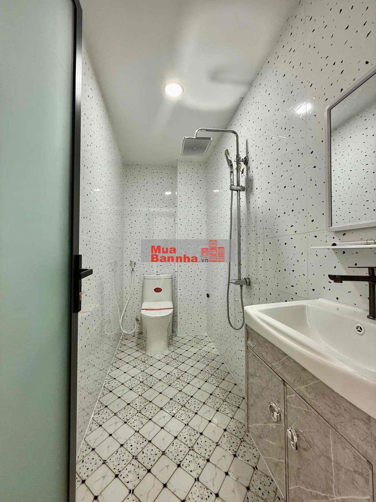 CẦN BÁN NHÀ MT MỚI 2 LẦU ĐƯỜNG BUỒI ĐIỀN P4.Q8