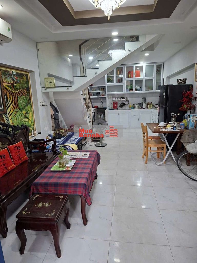 Bán nhà đường hẻm XHđường số 17 Tân Thuận quận 7, dt:4×11m.gia hơn 4ty