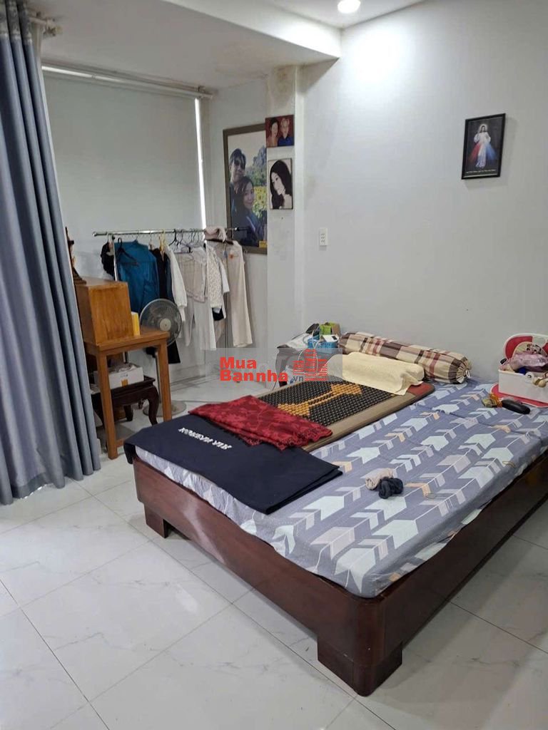 Bán nhà đường hẻm XHđường số 17 Tân Thuận quận 7, dt:4×11m.gia hơn 4ty