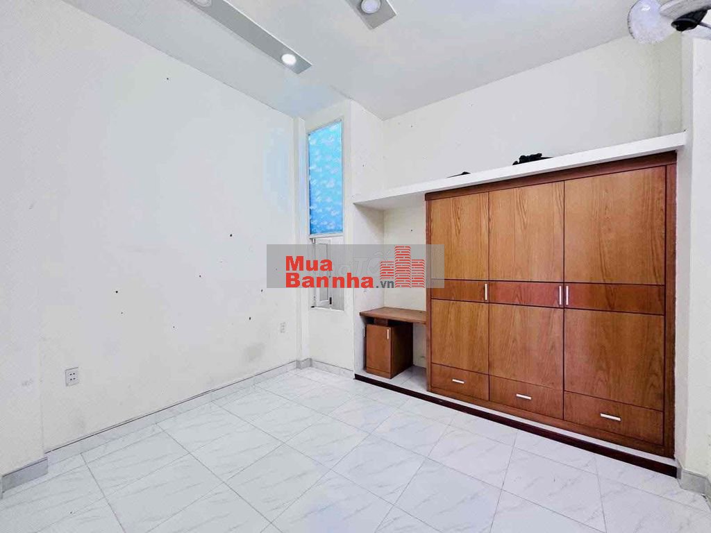 ĐƯỜNG XE HƠI, NHÀ 2 TẦNG 3PN, cạnh ĐẦM SEN, NHANH MỚI KỊP