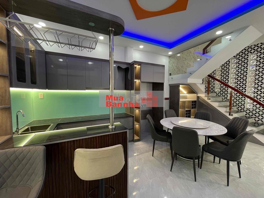 nhà lầu cần bán nhanh trong tuần