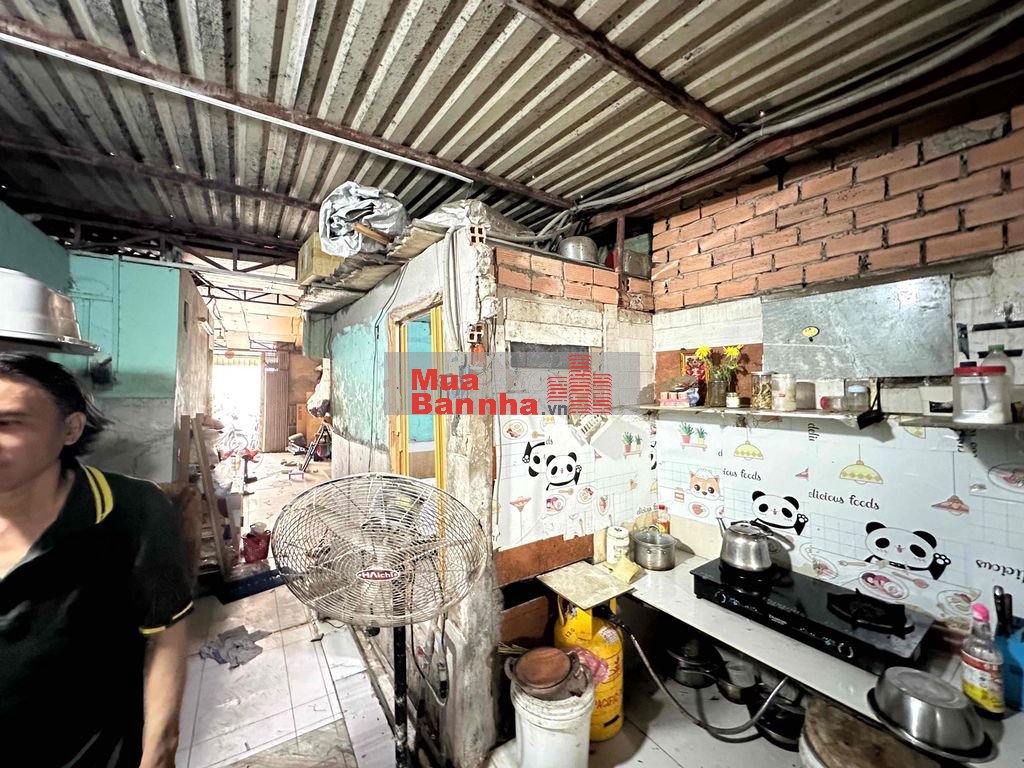 Nhà cấp 4 mặt tiền đường số 1 Lý Phục Man giấy tay