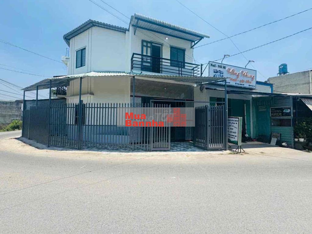em cần tiền trả nợ nên cần bán gấp căn nhà để tra nợ