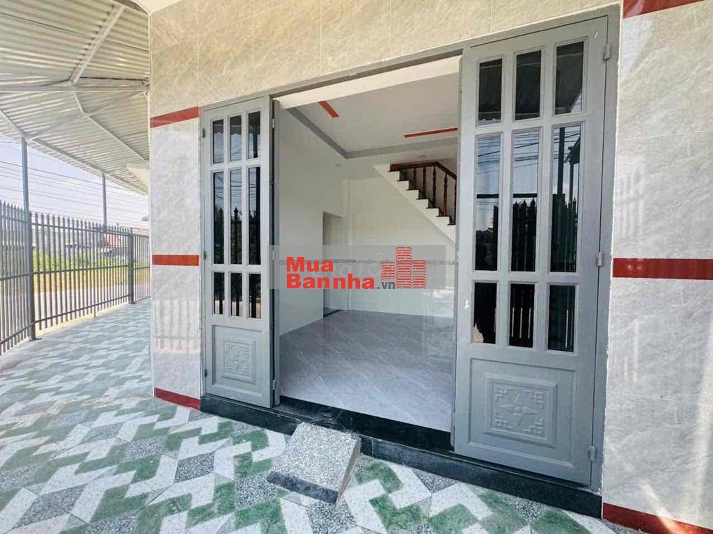 em cần tiền trả nợ nên cần bán gấp căn nhà để tra nợ
