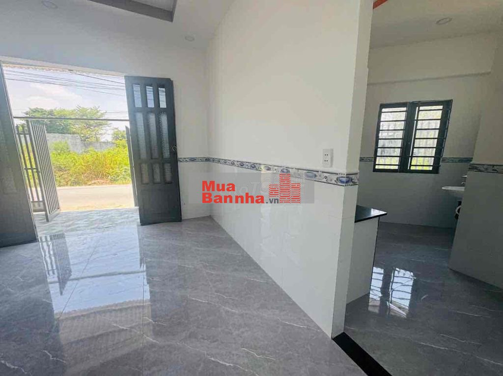 em cần tiền trả nợ nên cần bán gấp căn nhà để tra nợ
