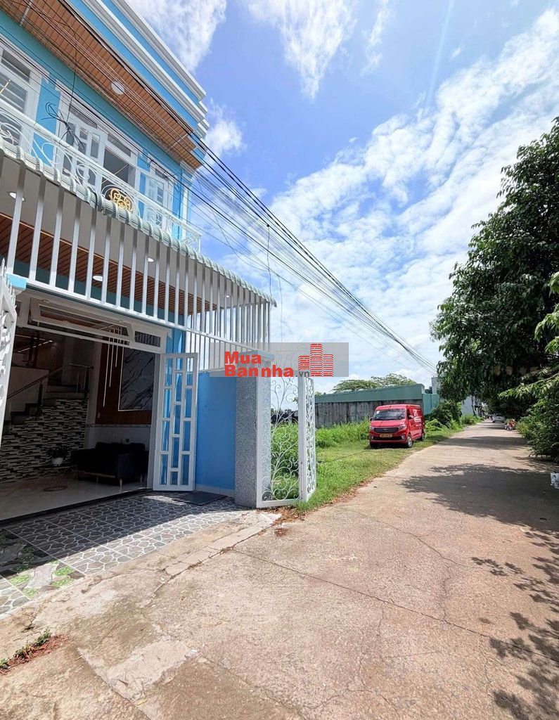 Nhà 365tr Hóc Môn gần Bình Tân có shr gần chợ Hóc Môn