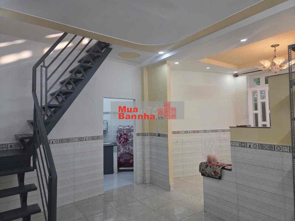 NHÀ TT CHỢ THỦ ĐỨC SIU DÒNG T.IỀN SẴN