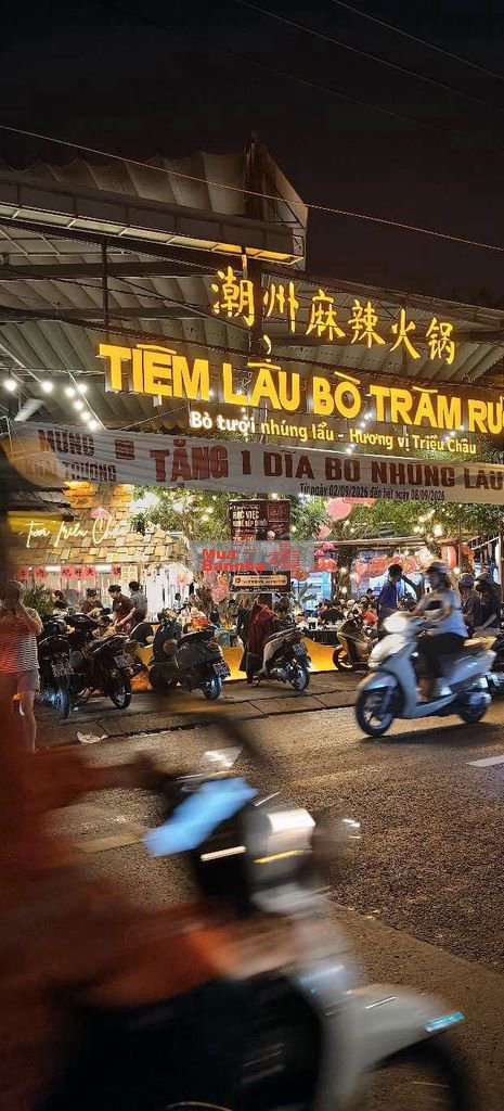 Nhà cần bán gấp .khu vực sầm uất