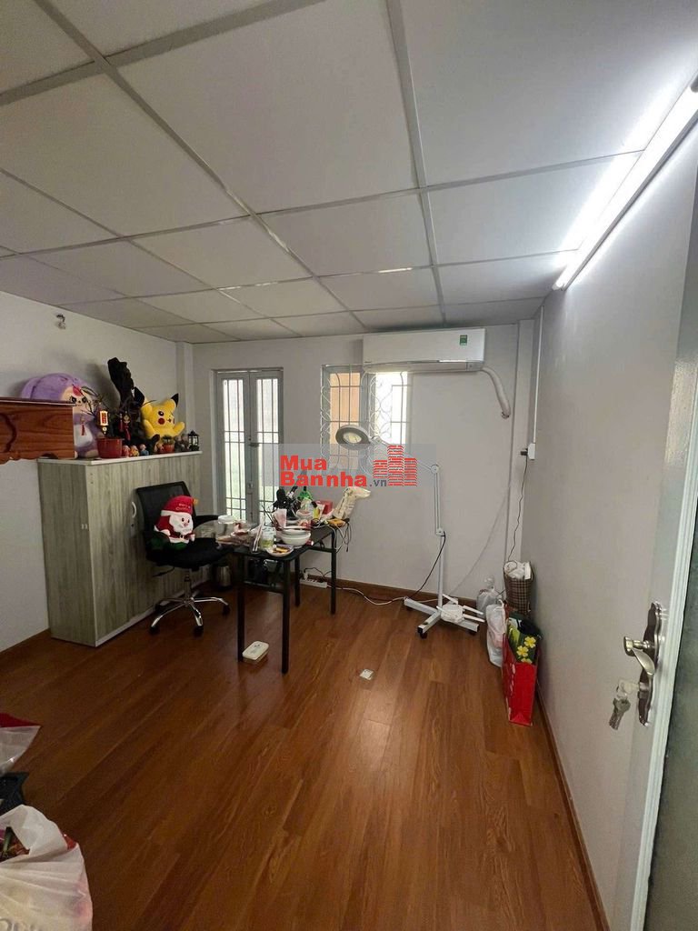 Nhà đẹp 3 tầng ngay trung tâm quận 7 khu sầm uất kiều đàm himlam