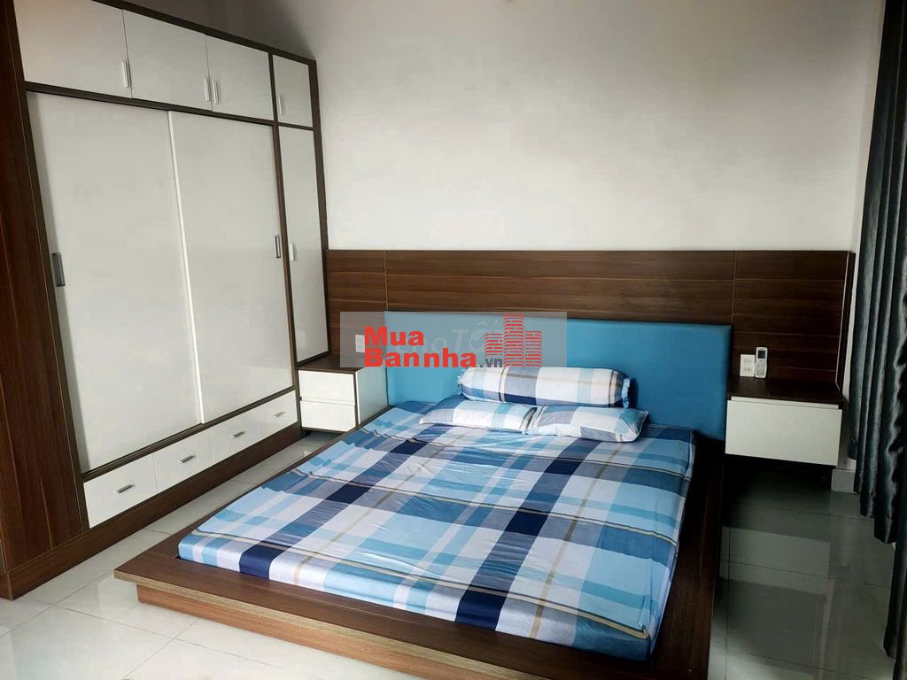 Chính chủ bán (hoặc cho thuê) nhà góc 2 mặt tiền gần quận 7