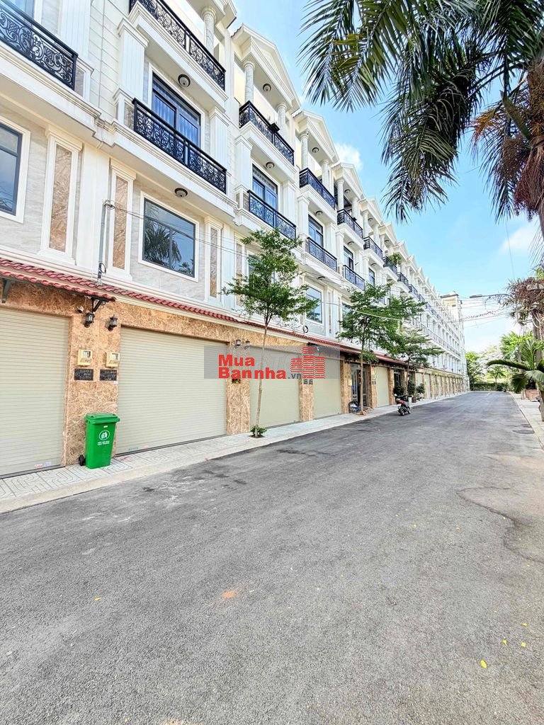 BÁN DÃY NHÀ SÁT VẠN PHÚC CITY ĐƯỜNG 10 mét