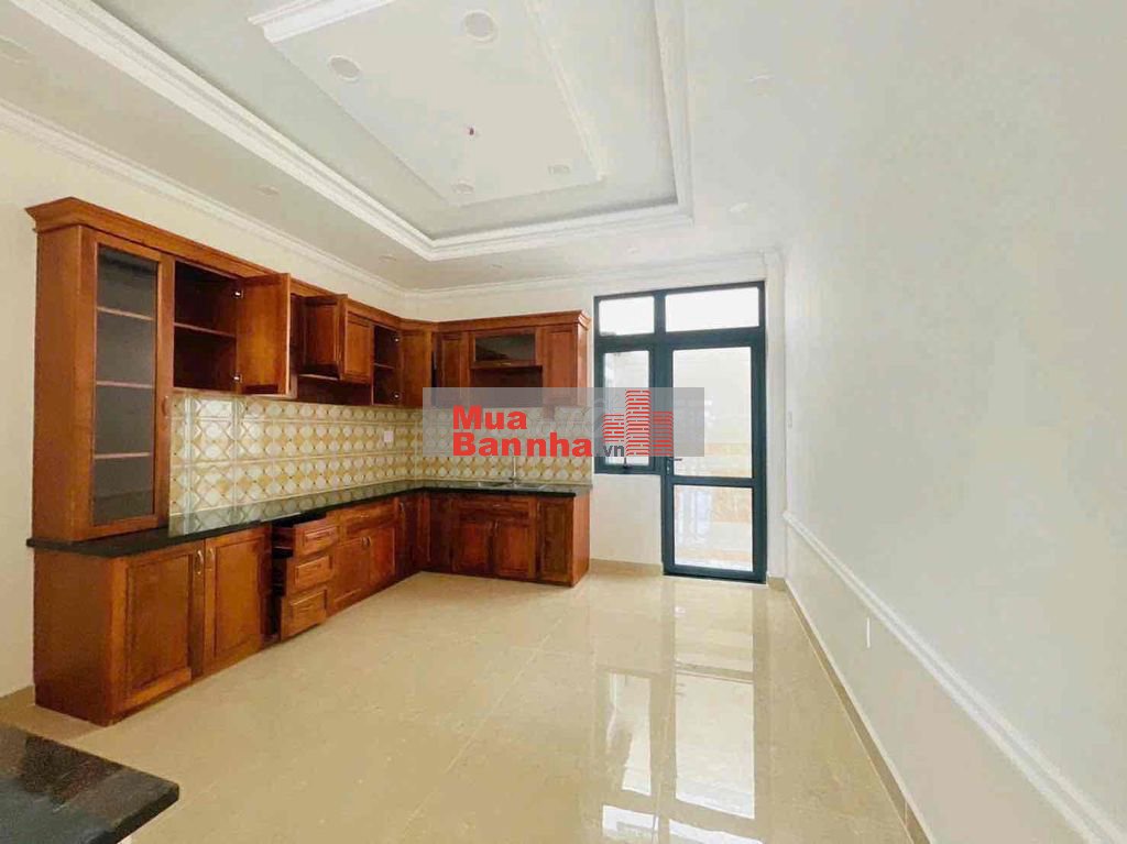 BÁN DÃY NHÀ SÁT VẠN PHÚC CITY ĐƯỜNG 10 mét