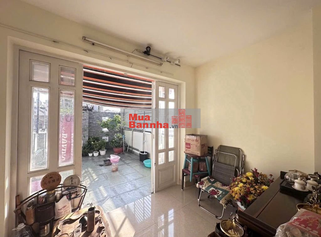 Hẻm 3.5M Cao Thắng Q3. (3.4M x 11M, nở hậu). 5 Tầng Đẹp. Giá 8.5 Tỷ TL