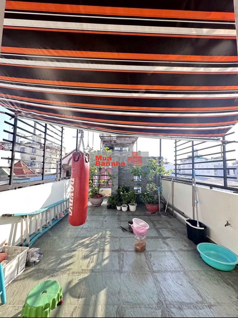 Hẻm 3.5M Cao Thắng Q3. (3.4M x 11M, nở hậu). 5 Tầng Đẹp. Giá 8.5 Tỷ TL