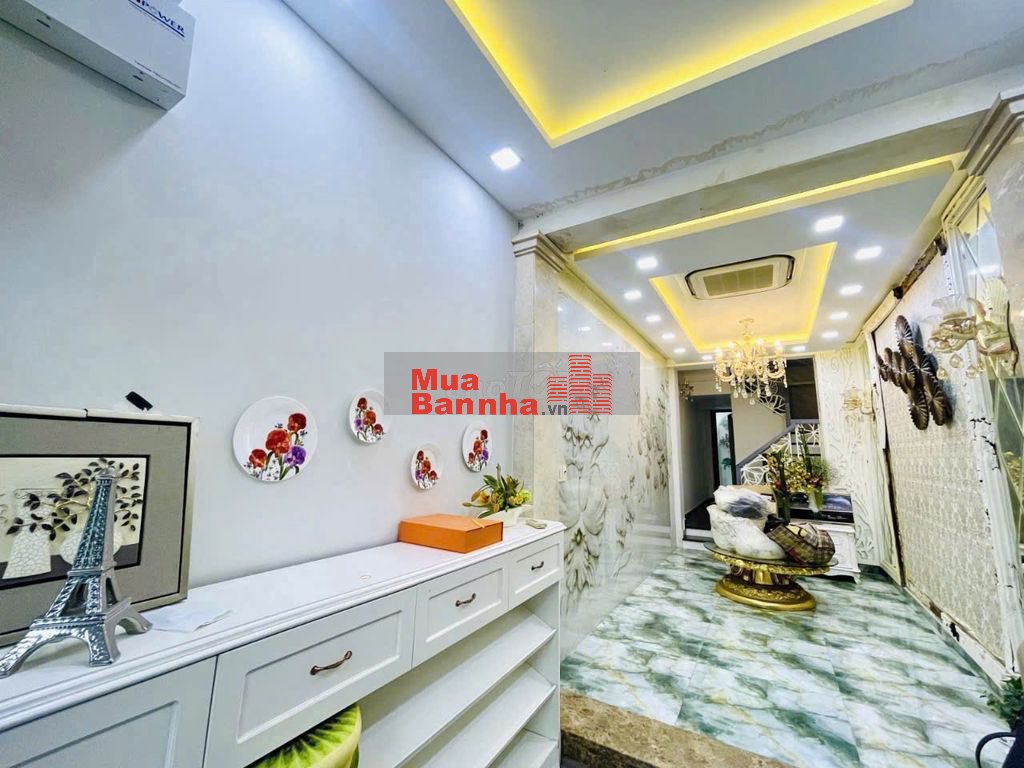 Hẻm Xe Hơi CMT8 Q10. (40m2). 4 Tầng Có Thang Máy. Giá 8.5 Tỷ TL