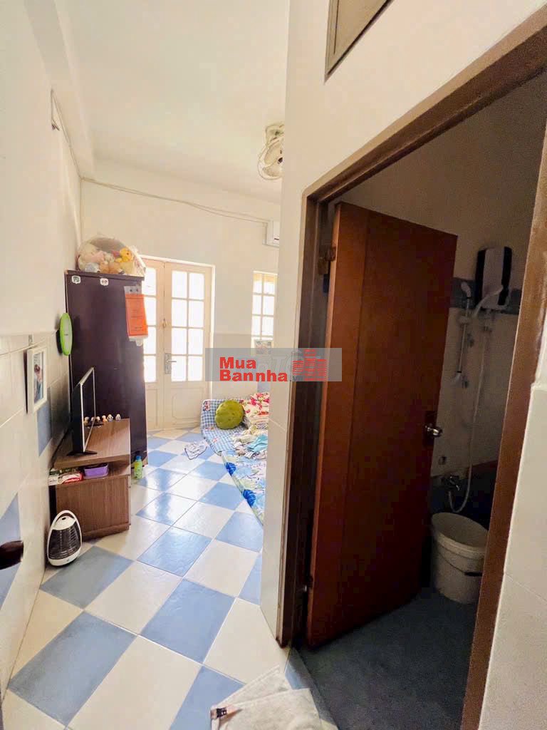 HXH Đỗ Cửa Nguyễn Đình Chiểu, (3.2m x 10m), 3 Tầng Đúc. Giá 9.5 Tỷ TL