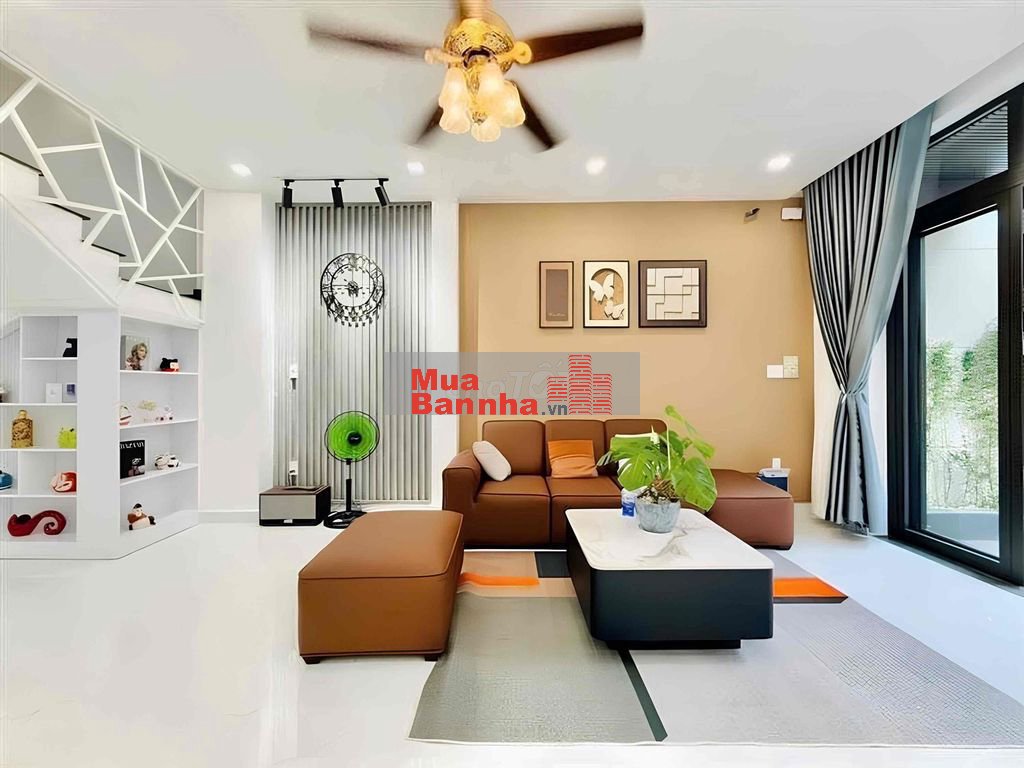 Đường 6m, Nhà 4 Tầng, DT: Ngang 4,6x13, Bình Trị Đông