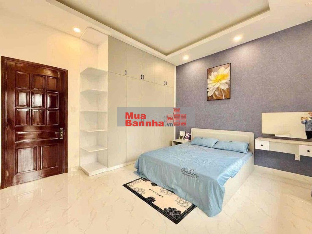 Đường 6m, Nhà 4 Tầng, DT: Ngang 4,6x13, Bình Trị Đông