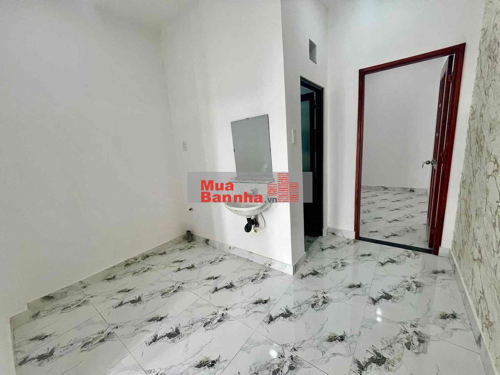 cần bán gấp lầu 3pn