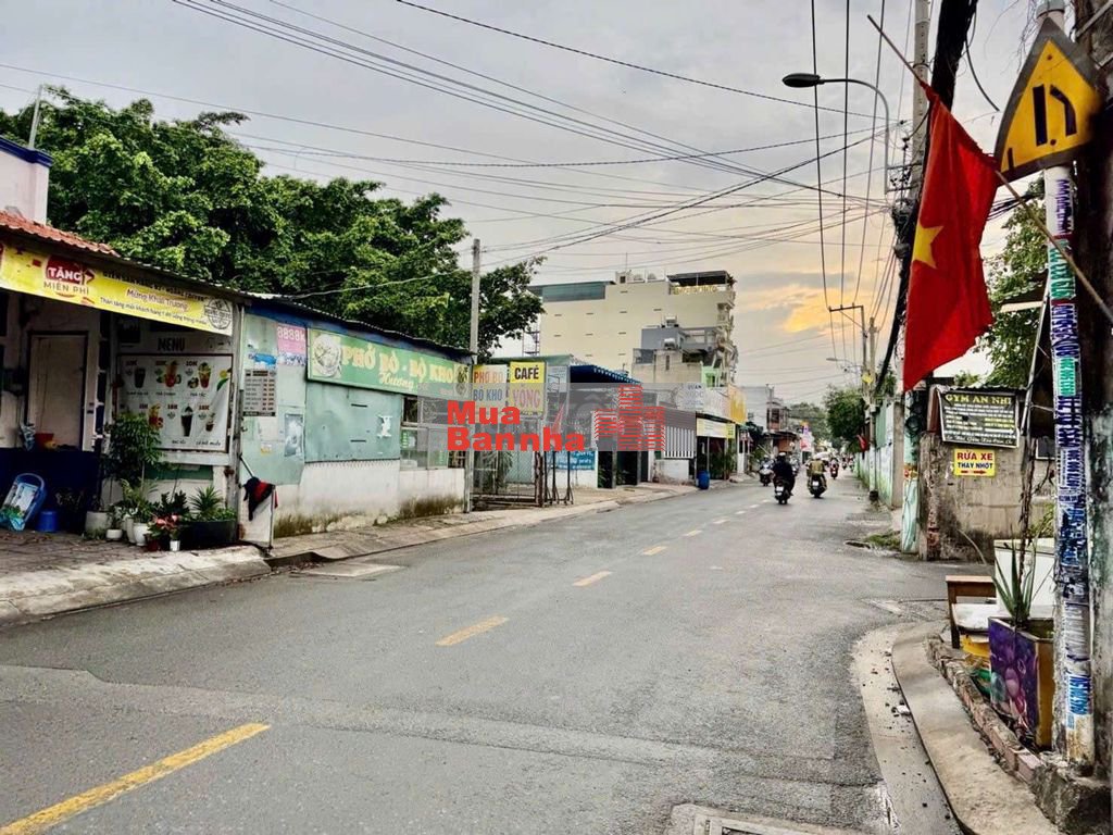 BÁN nhà C4 gần chợ Cầu Nguyễn VĂN Quá 4*14 nhỉnh 3Tỷ