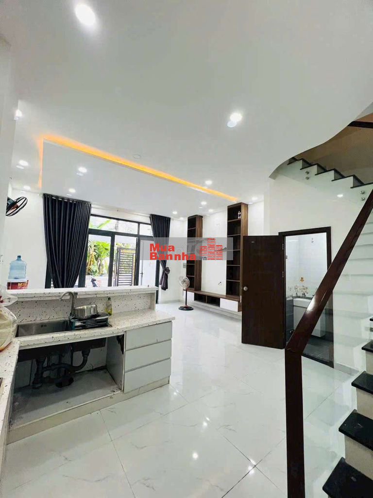 NHÀ 3 TẦNG HIẾM NGANG 5.5M – ĐƯỜNG 6 LONG TRƯỜNG, Q9