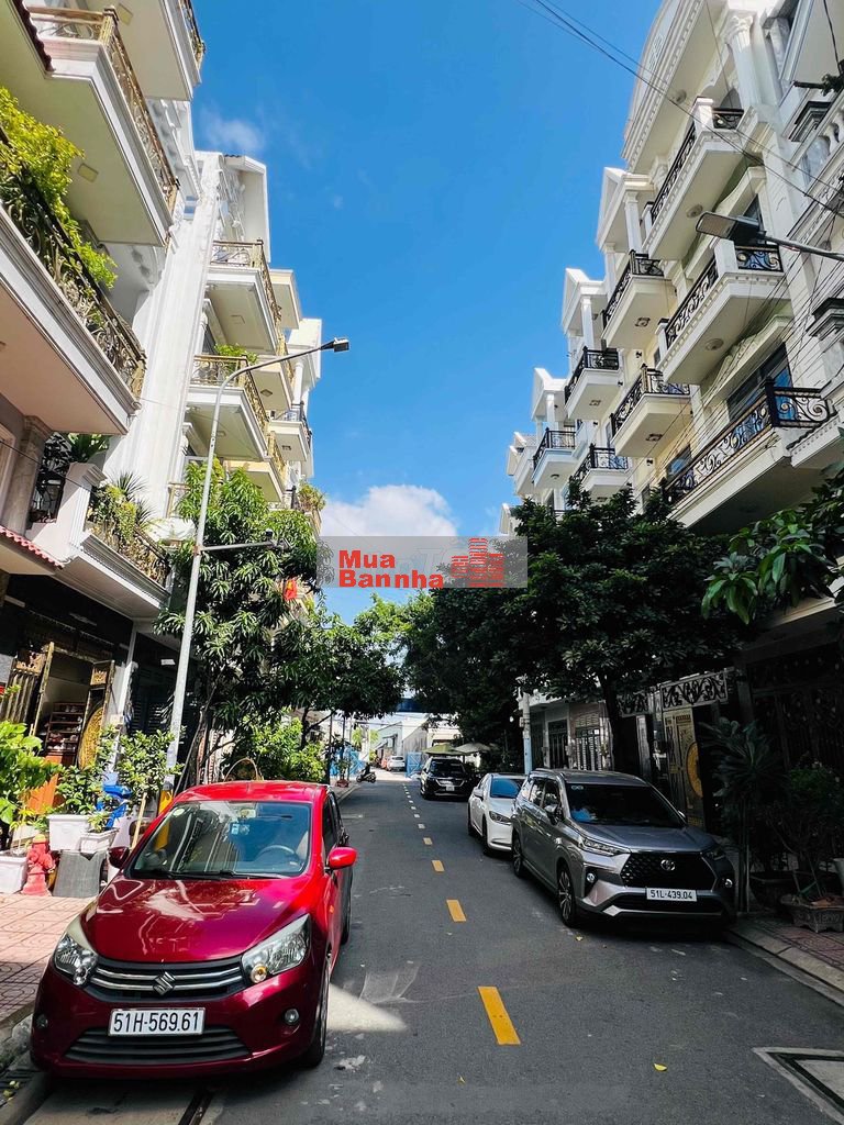 Chính chủ bán nhà 61m2, đường 12m, 4 tầng ở HT13, Quận 12