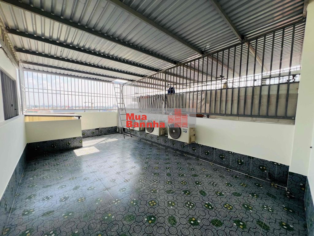 Chính chủ bán nhà 61m2, đường 12m, 4 tầng ở HT13, Quận 12