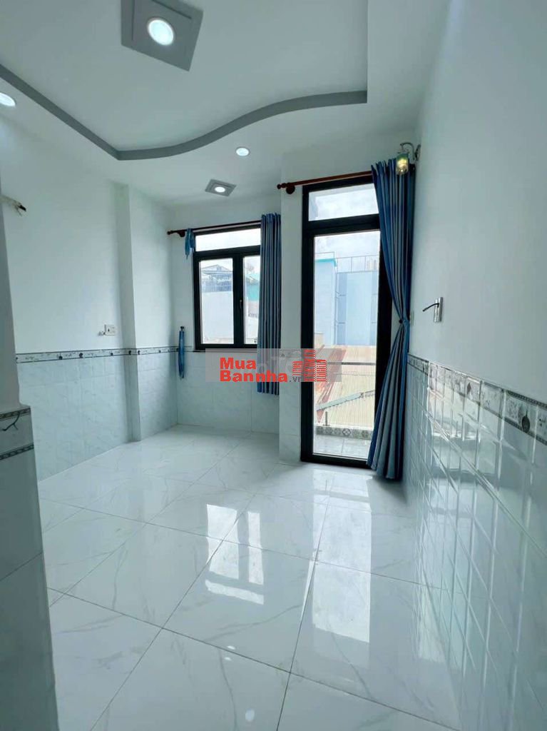 Nhà Phố 3 Lầu, HXH Phú Định p16 Q8 cách V.V.Kiệt 500m, Shr, hoàn công