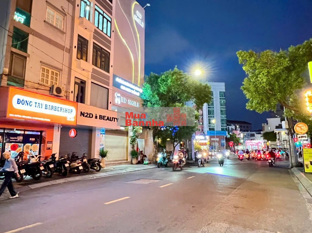 Hợp đồng thuê 36 triệu nhà đẹp 125 Huỳnh Văn Bánh, 8PN, 4 lầu