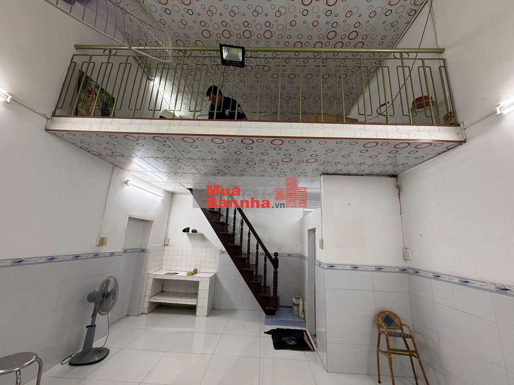 Bán nhà sau lưng MT đường Tô Ký, p.Đông Hưng Thuận, q12, giá 1.99ty tỷ