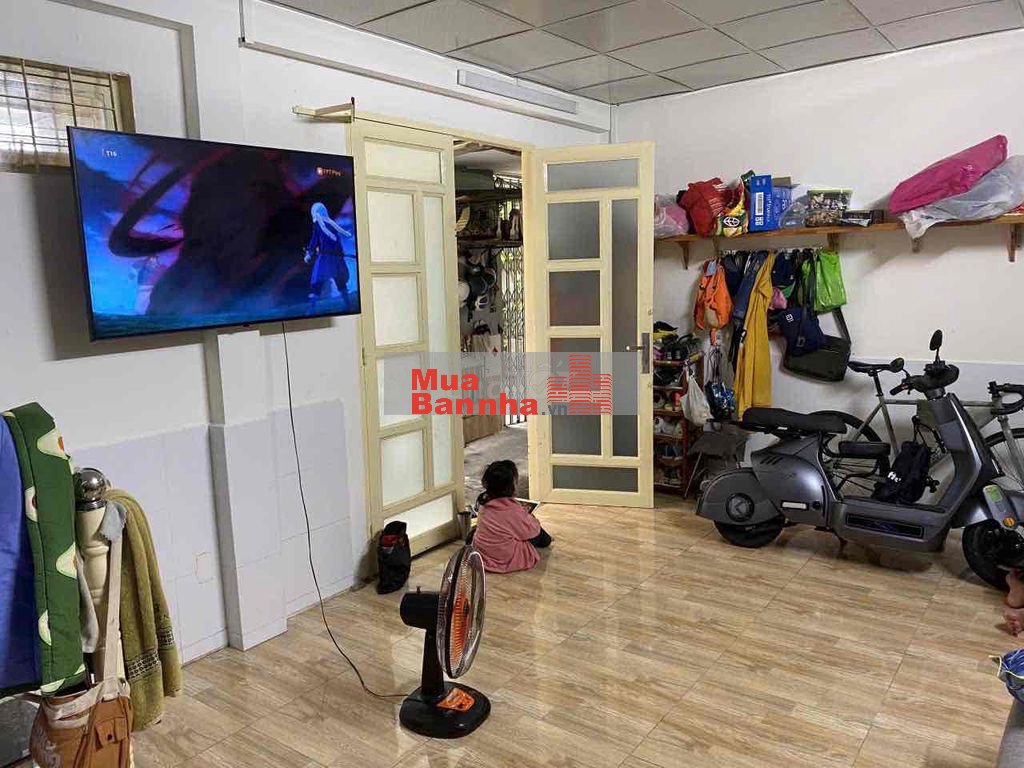 Bán Nhà Gần Chợ tân sơn nhất
