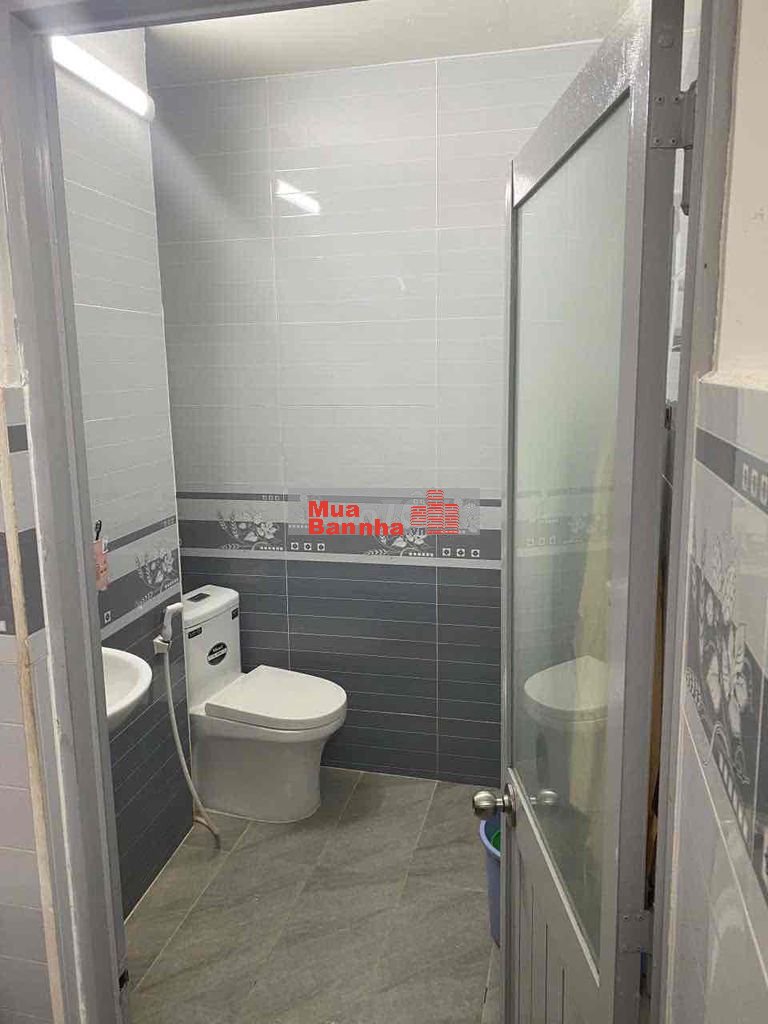 Bán Nhà Gần Chợ tân sơn nhất