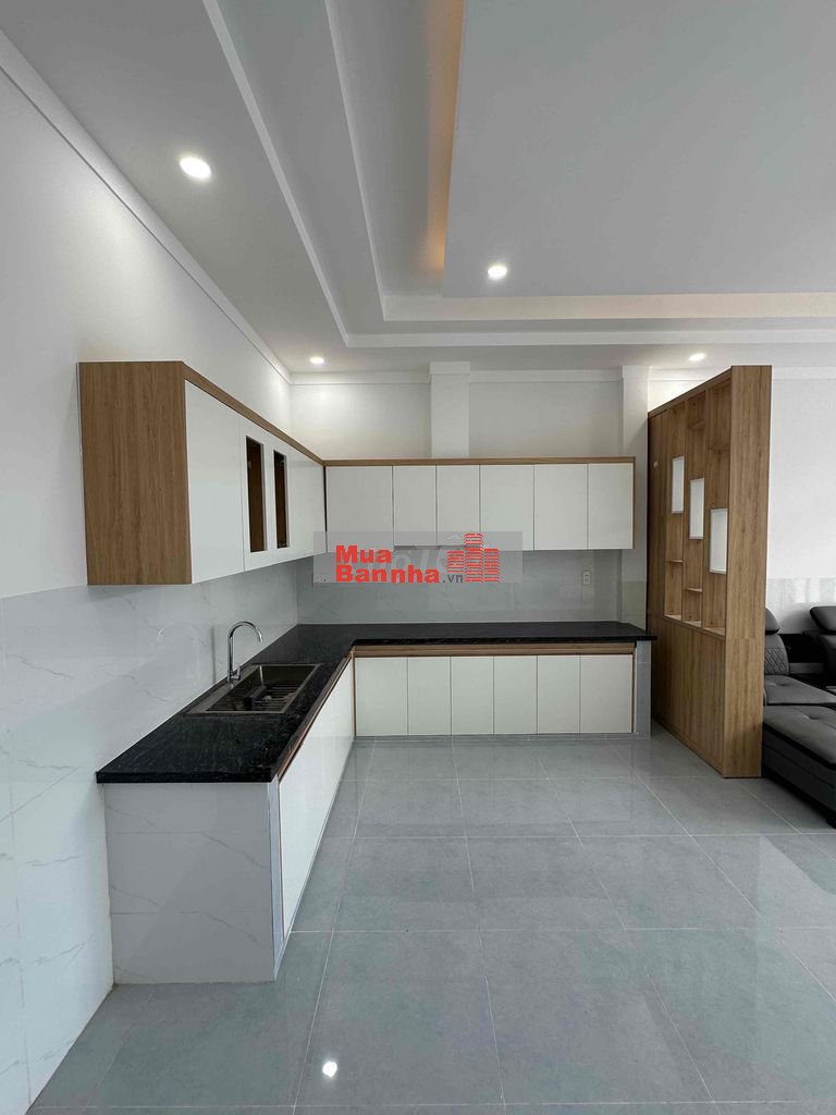 Nhà mới đẹp 5x23 dân đông kín, ngay cụm trường học và chợ An Tây