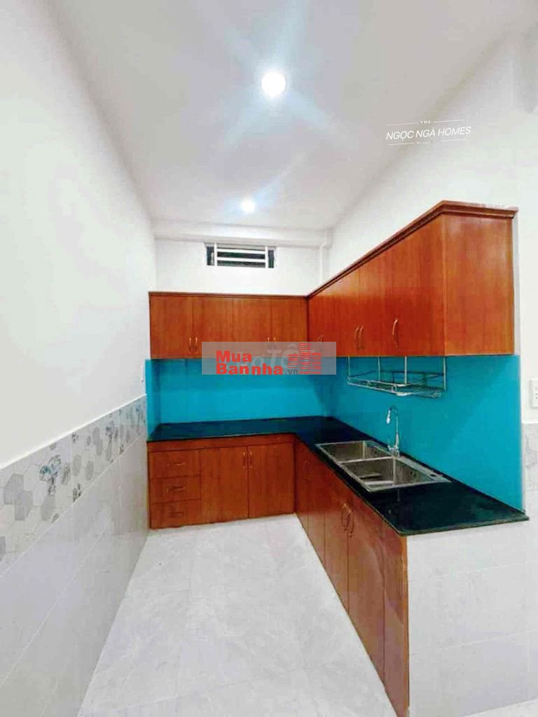 🔥Lô Góc 2 Mặt Tlền Đường 6m Xe Hơi Thông- Kinh Doanh Đỉnh- 4 tỷ