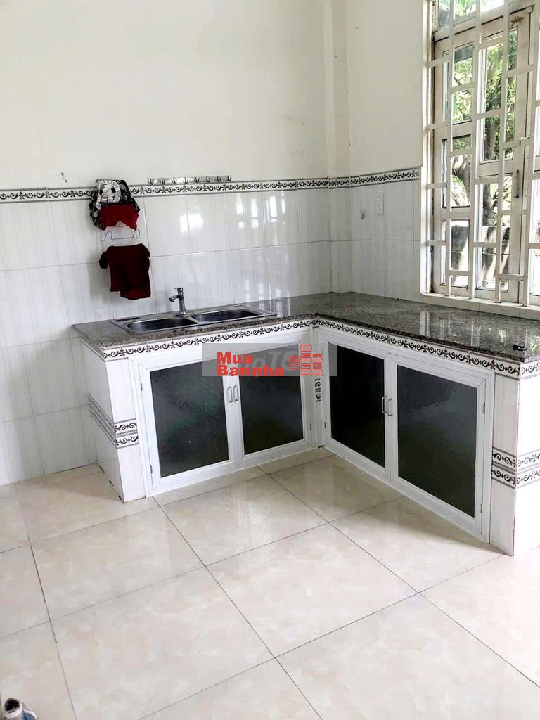 NHÀ CẤP 4 4×18M – KDC HAPPY HOME MỸ PHƯỚC – ĐƯỜNG 6M + VỈA HÈ – SỔ Đỏ