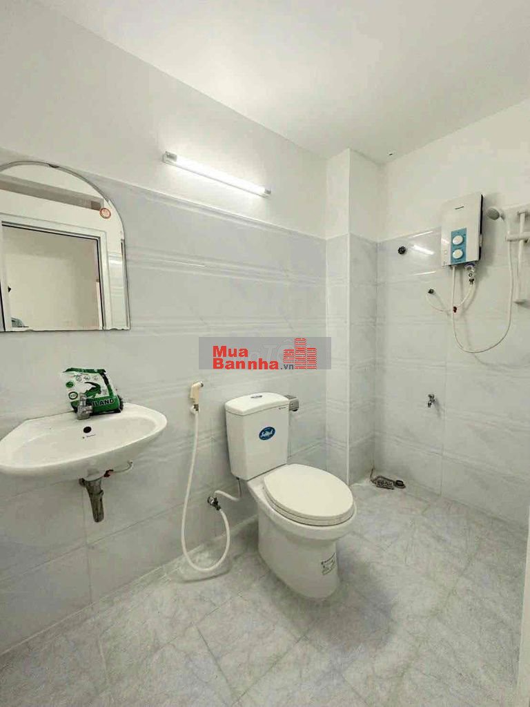 Nhà Rẻ 1.35T - SHR Hoàn công - hg Bắc - 2 PN | chính chủ